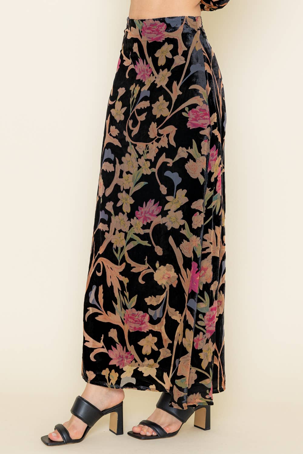 BOHO CHIC FLORAL BURNOUT FLARED MAXI SKIRT