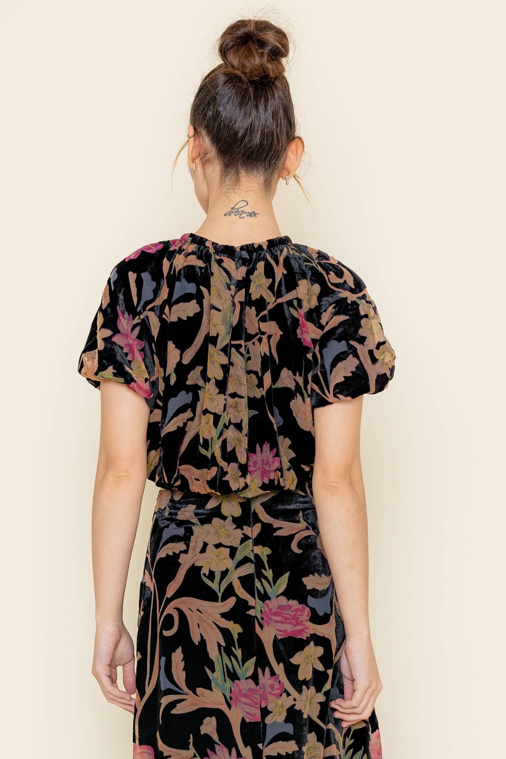 BOHO CHIC FLORAL BURNOUT BUBBLE CROP TOP